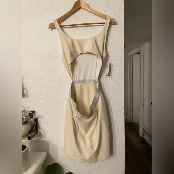 Outdoor Voices Court Dress Cream Mini Size Large - Picture 9 of 9